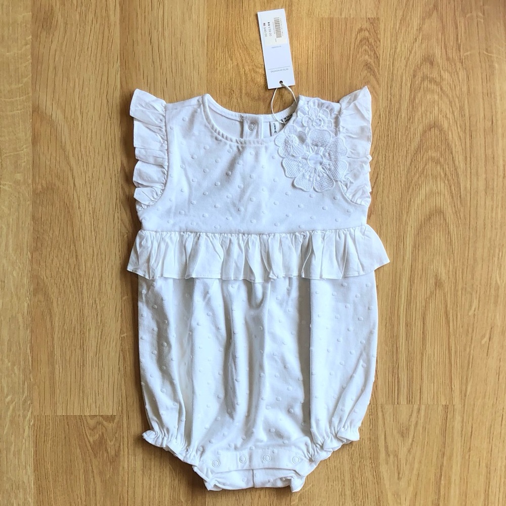 NWT Janie and Jack Baby Girl Romper-White with Flowers, Polka Dots, Flutters